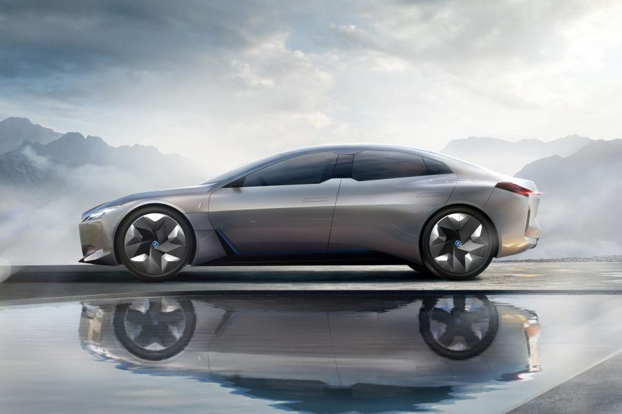  BMW i Vision Dynamics 2017 года  (фото 21 из 32)